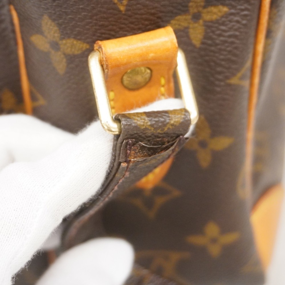 LOUIS VUITTON Brown Monogram Shoulder Bag - Picture 6 of 16
